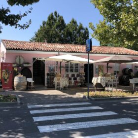 Fontana vini e olio Enoteca del Lugana Sirmione Lago di Garda - Brescia